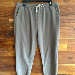 Vuori Women's Brown Joggers Size XL